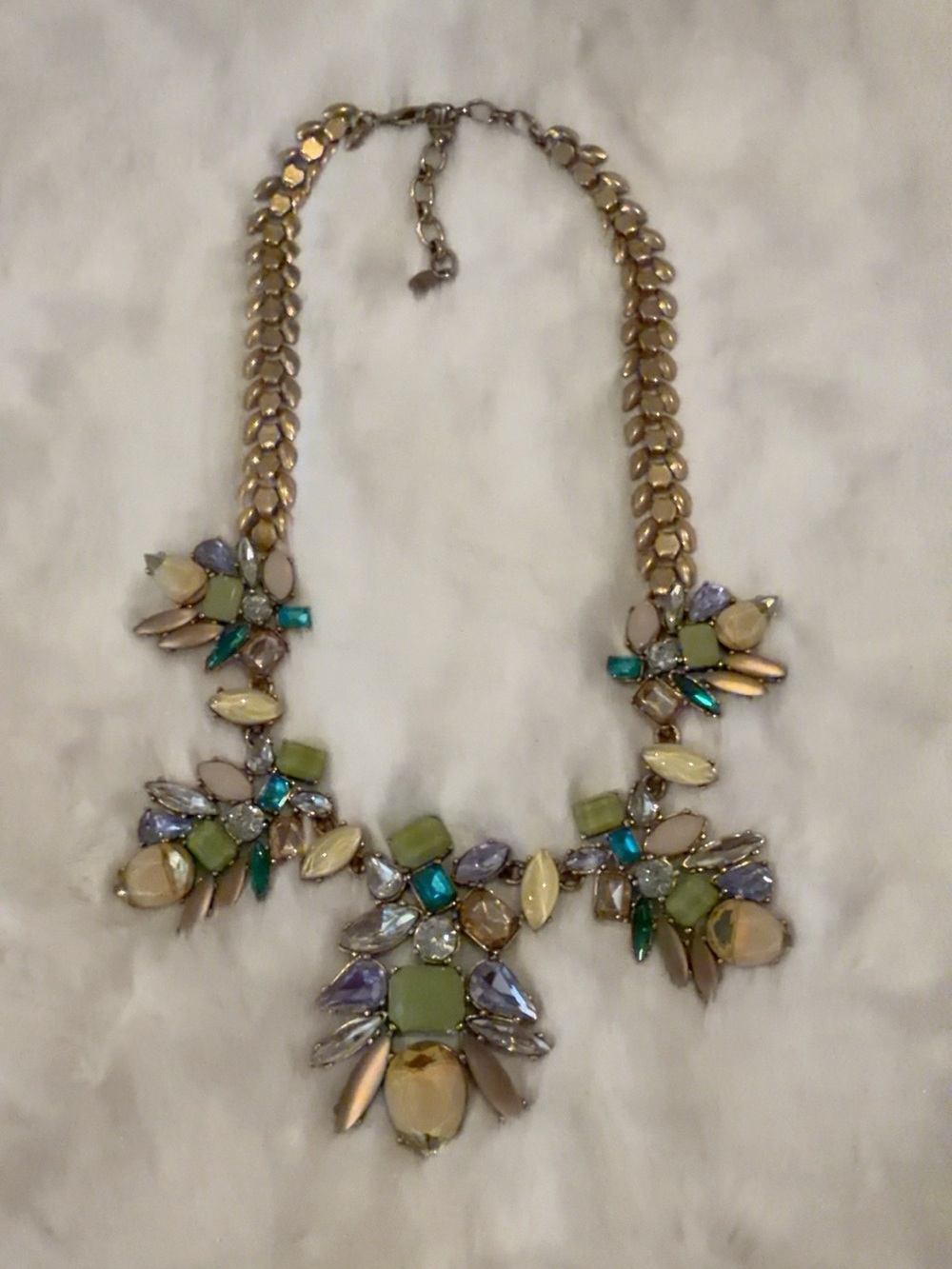 Stella & Dot Trellis Statement Necklace Pastel Crystal Retired